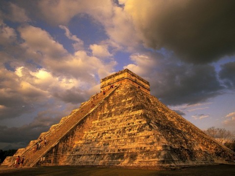 Ancient-Mayan-Ruins_-Chichen-Itza_-Mexico